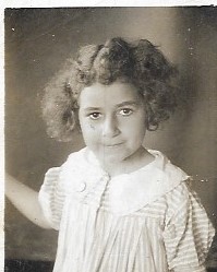 15 Helen early 1930's.jpg