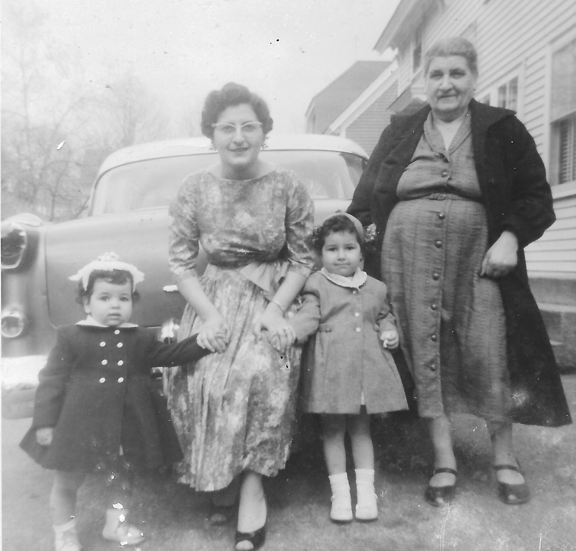 25 Vartanoosh Helen Lisa Karen_East Street1959.jpg