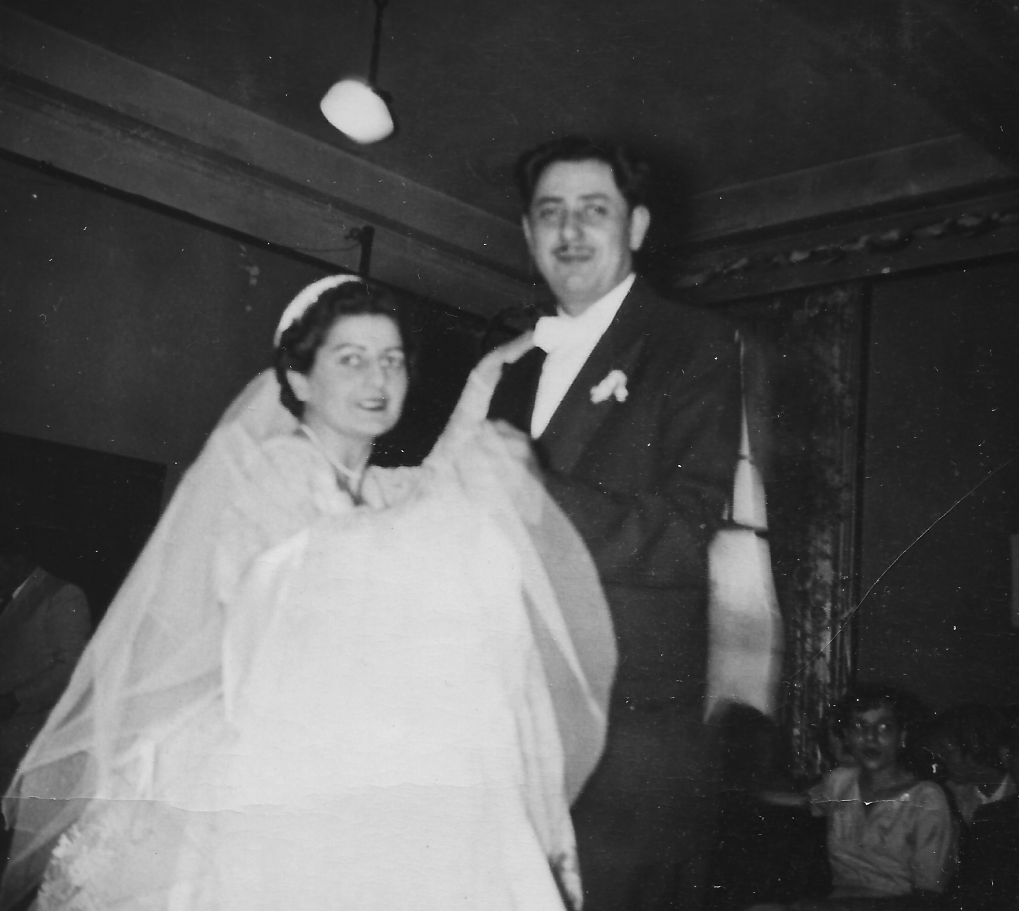 29 Archie and Helen First Dance 1955.jpg