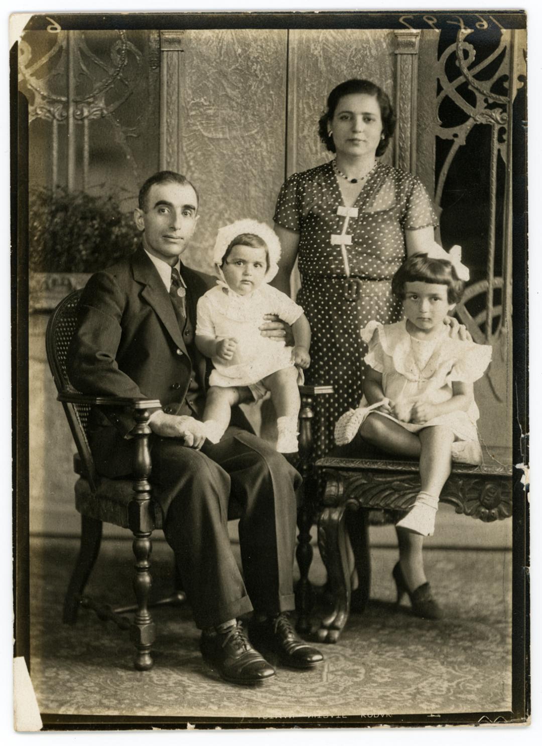 Yervant, Armenouhi, Margaret and Zarouhi.jpg