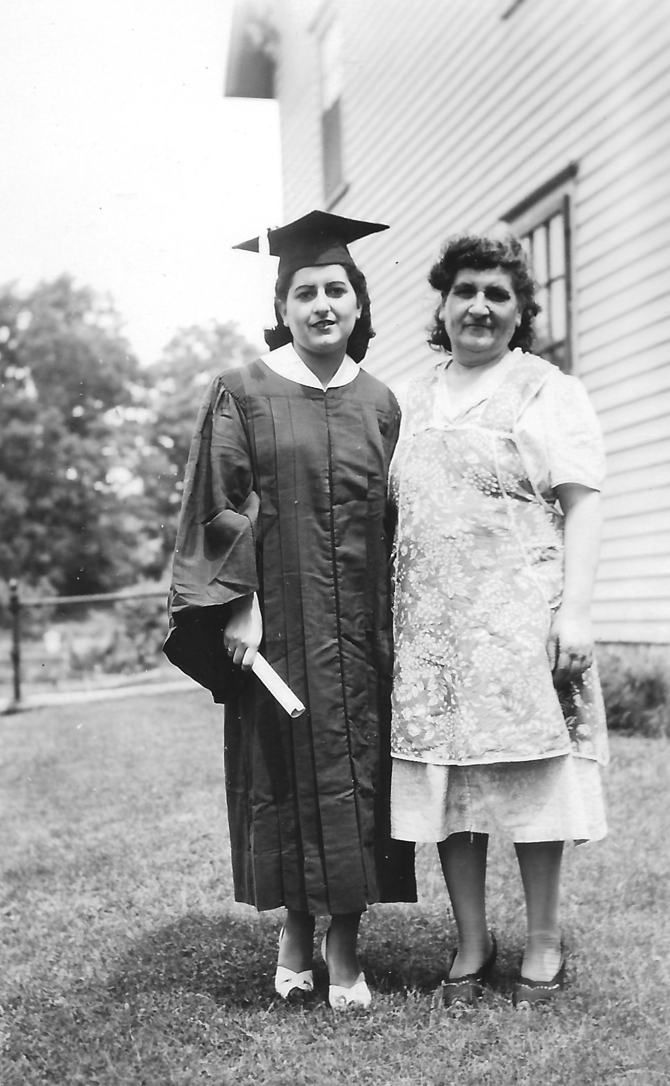 19 Helen Mom Graduation 1947.jpg