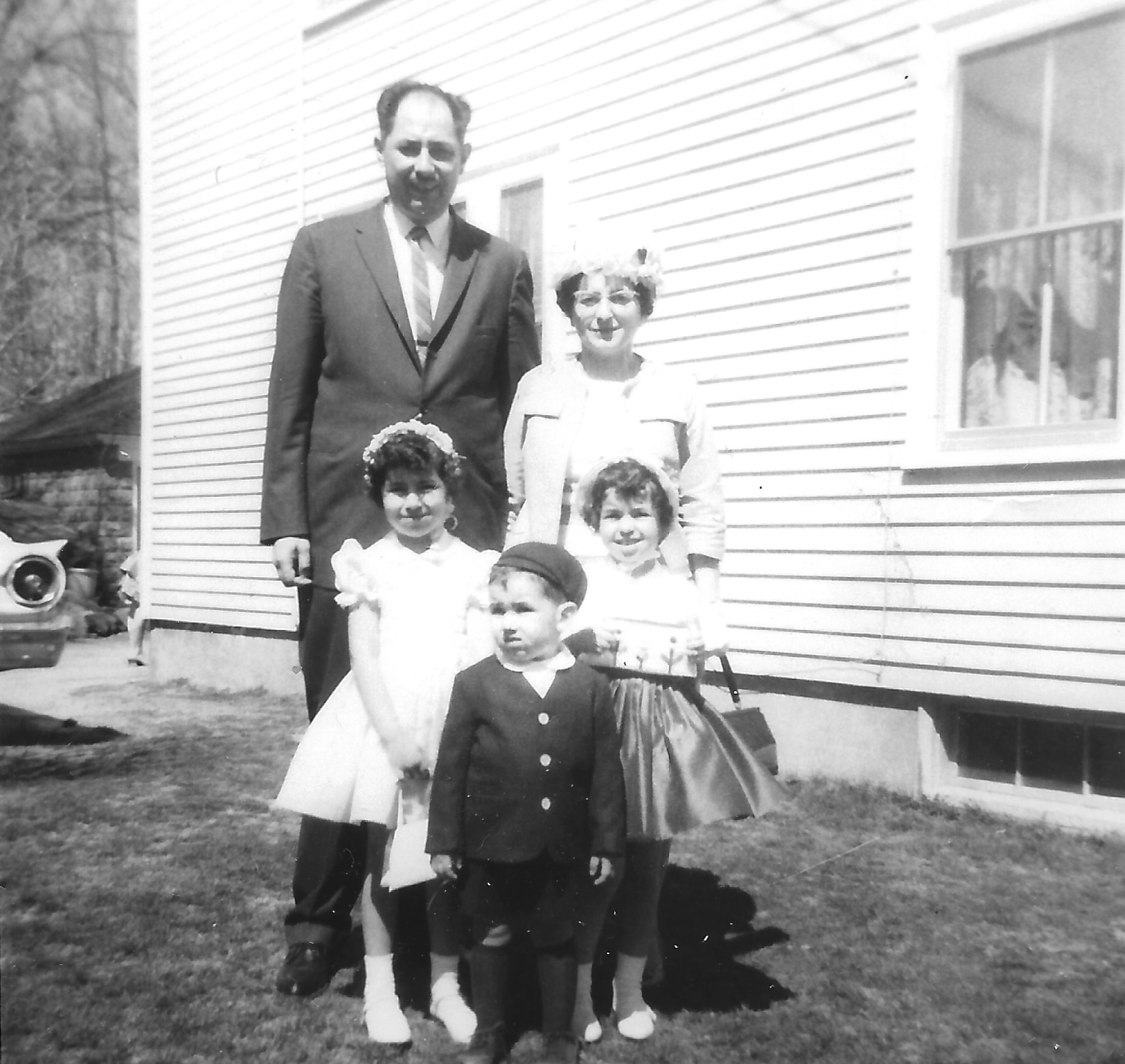 34 Family Easter 1963.jpg