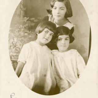 39Rose, Alice and Lucy-.jpg