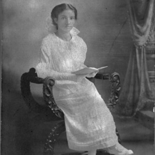 Irene Mooradian 1916 School Portrait Whitinsville MA.png